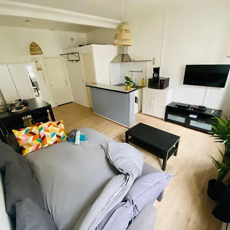 Sublime A Deux Pas De La Place Saint Marc - 195 아파트 *