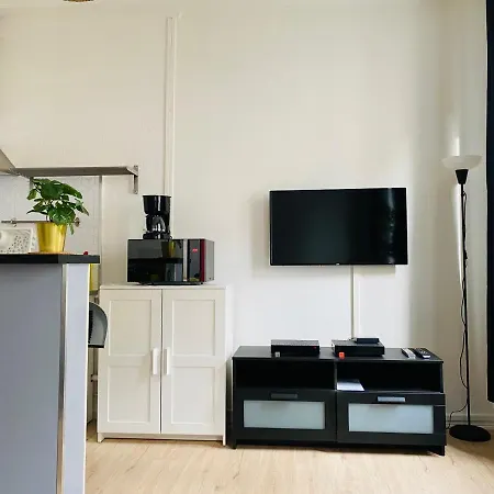 Sublime A Deux Pas De La Place Saint Marc - 195 아파트 *